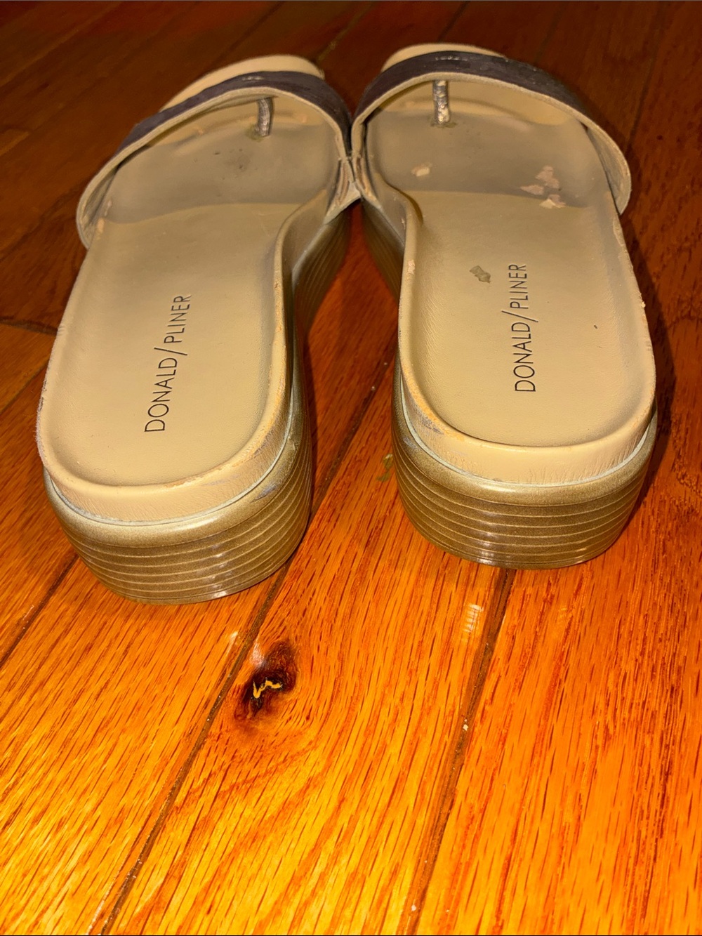 Donald J. Pliner Fiji gold  Slide Sandals - Picture 3 of 6